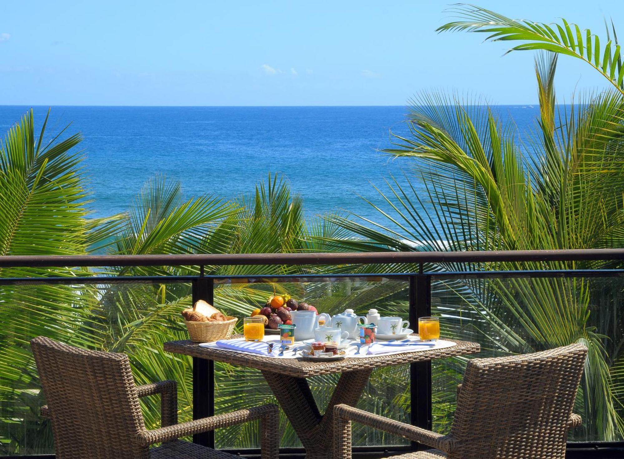 Le Saint Alexis **** Hotel & Spa Exteriör bild