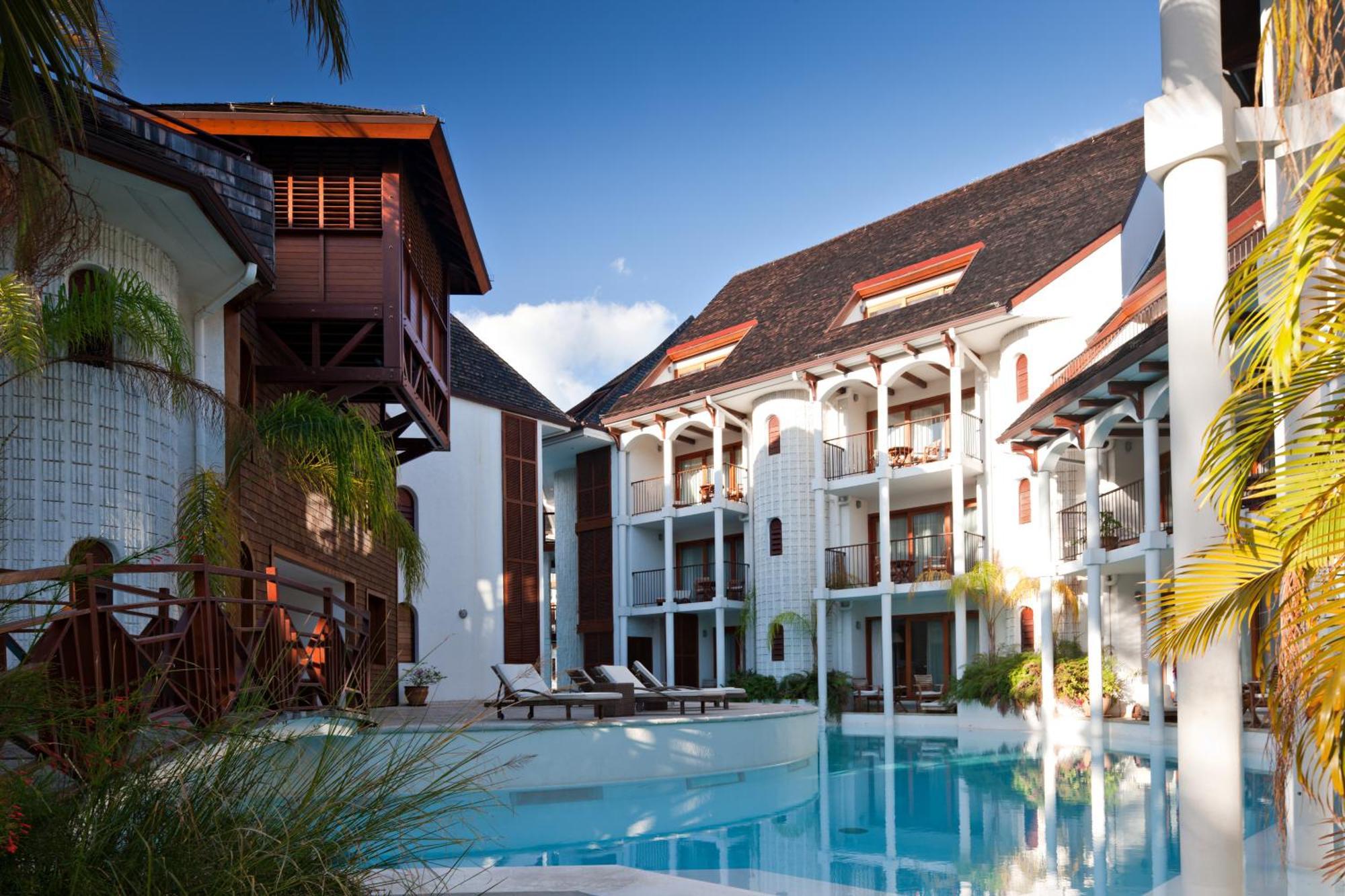Le Saint Alexis **** Hotel & Spa Exteriör bild